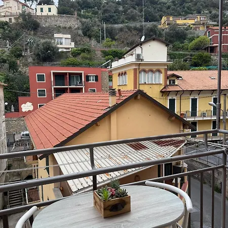 Family - Balcone, Cucina, Wifi E Garage Lägenhet *