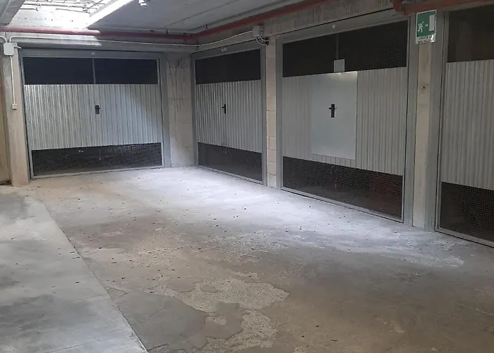 Family - Balcone, Cucina, Wifi E Garage Διαμέρισμα Αλάσιο